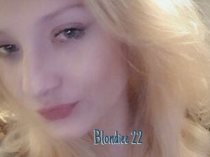 Blondiee_22