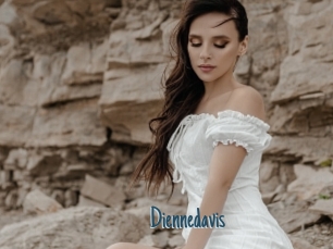 Diennedavis