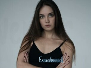 Esmedunnuck