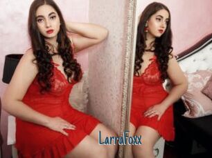 LarraFoxx