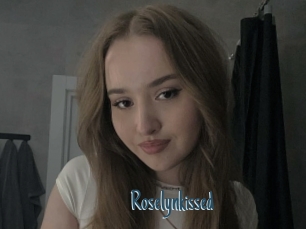Roselynkissed