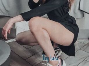 Tiny_liana